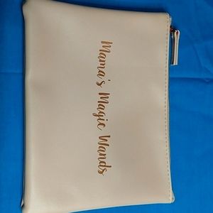 Brand New pretty light pink Mama's Magic Wands cosmetic case
